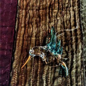 Beautiful Glass Hummingbird Pendant- NWOT